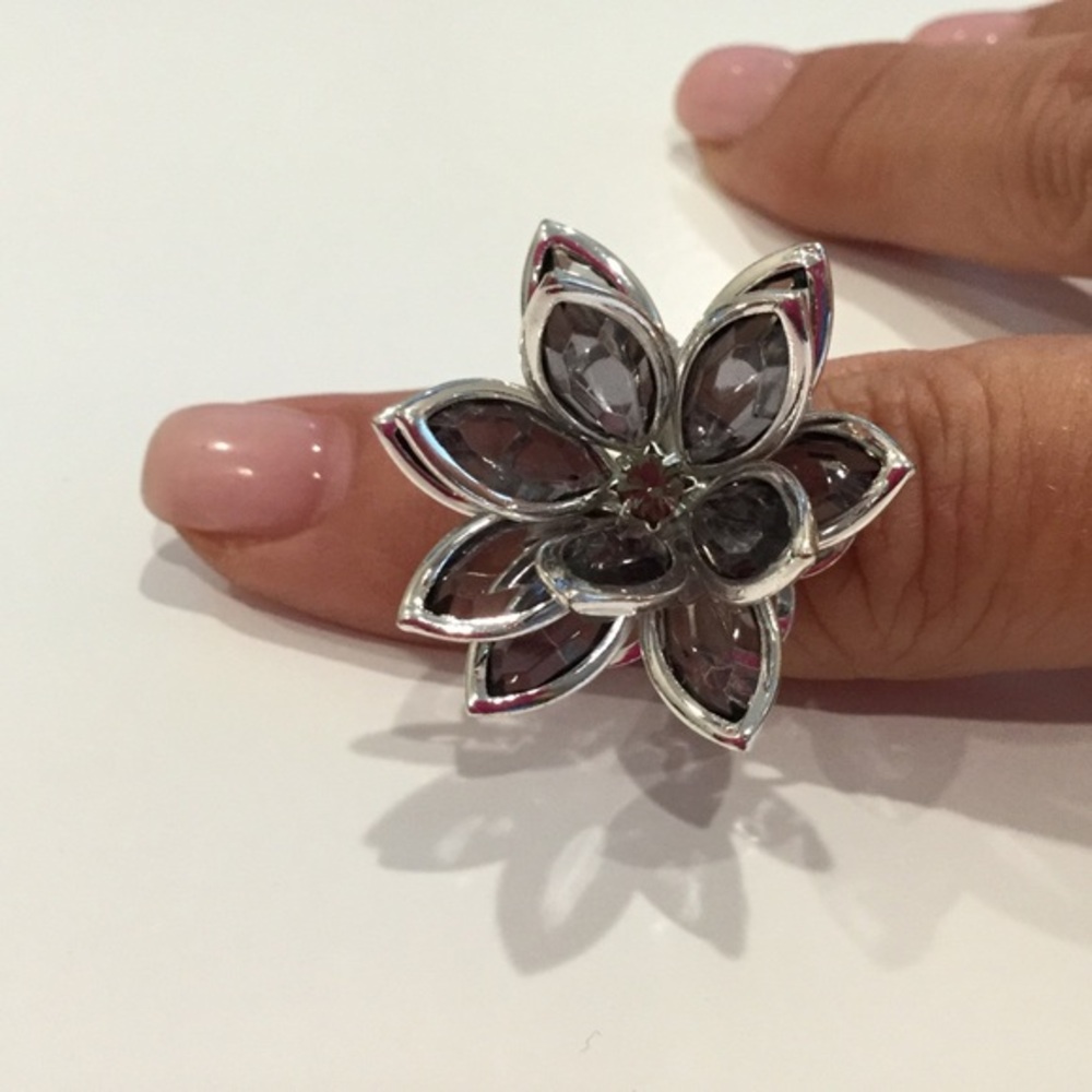 Flower Ring Silver & Grey